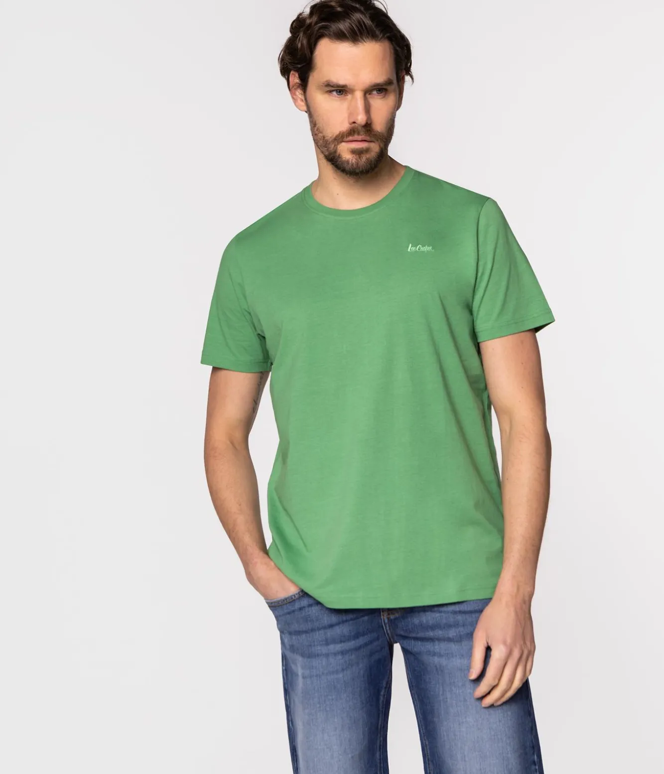 T-shirt z małym haftowanym logo OBUTCH 0875 MEDIUM GREEN